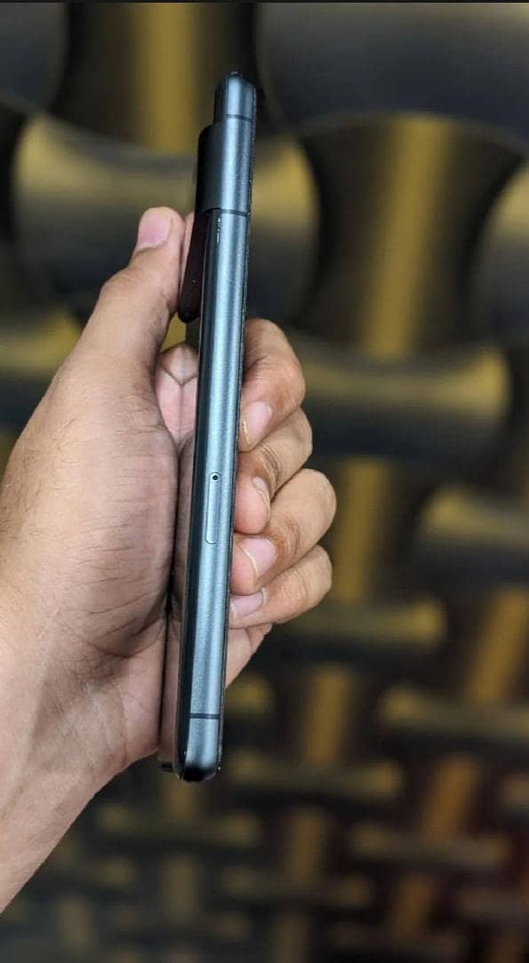 Google Pixel 7 4