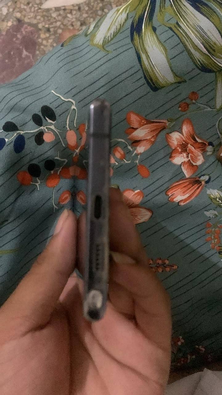 Samsung Mobile Note 10 Plus 3