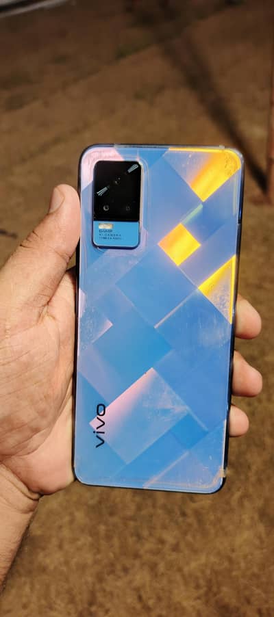 Vivo V21e