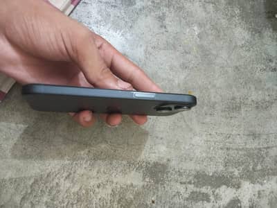 Apple iPhone 15