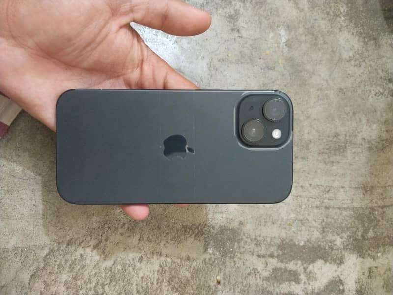 Apple iPhone 15 3