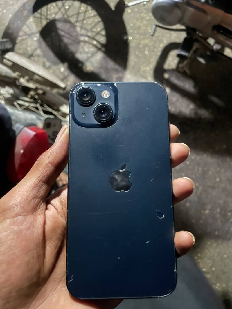 Apple iPhone 13 6