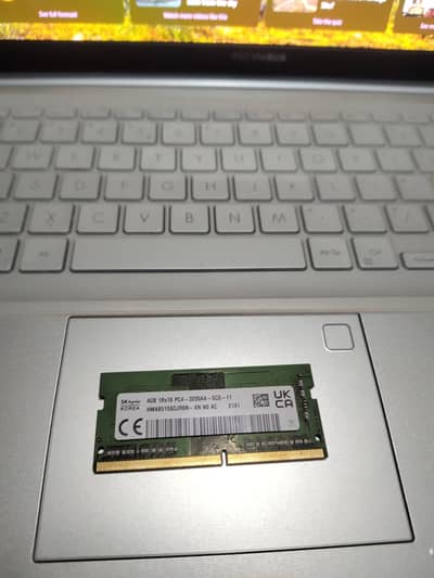 SK hynix 4GB DDR4 3200MHz Laptop RAM SO-DIMM