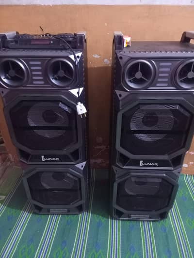 Lunar Bluetooth speakers pair