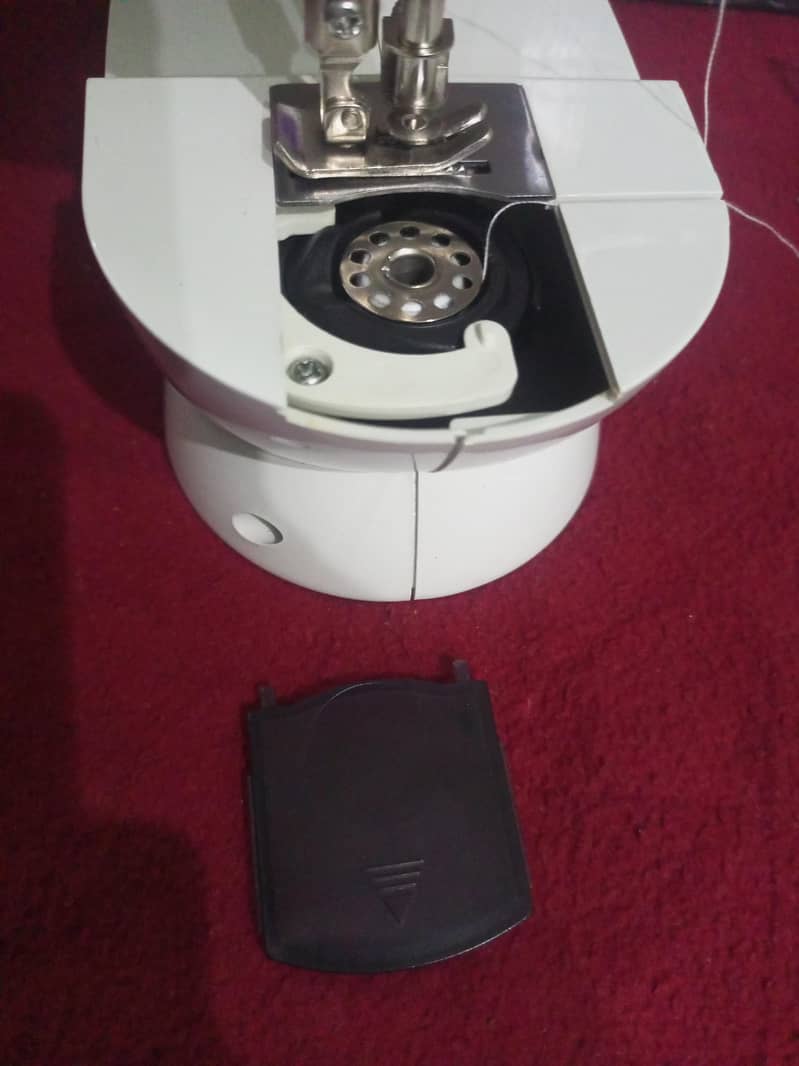 MINI Sewing Machine / Silai machine 3