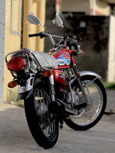 Honda 125 Islamabad number