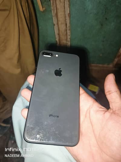 Apple iPhone 8 Plus