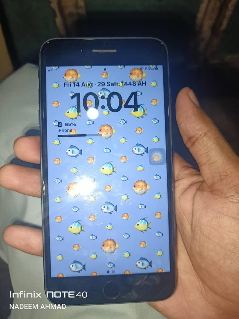 Apple iPhone 8 Plus 5