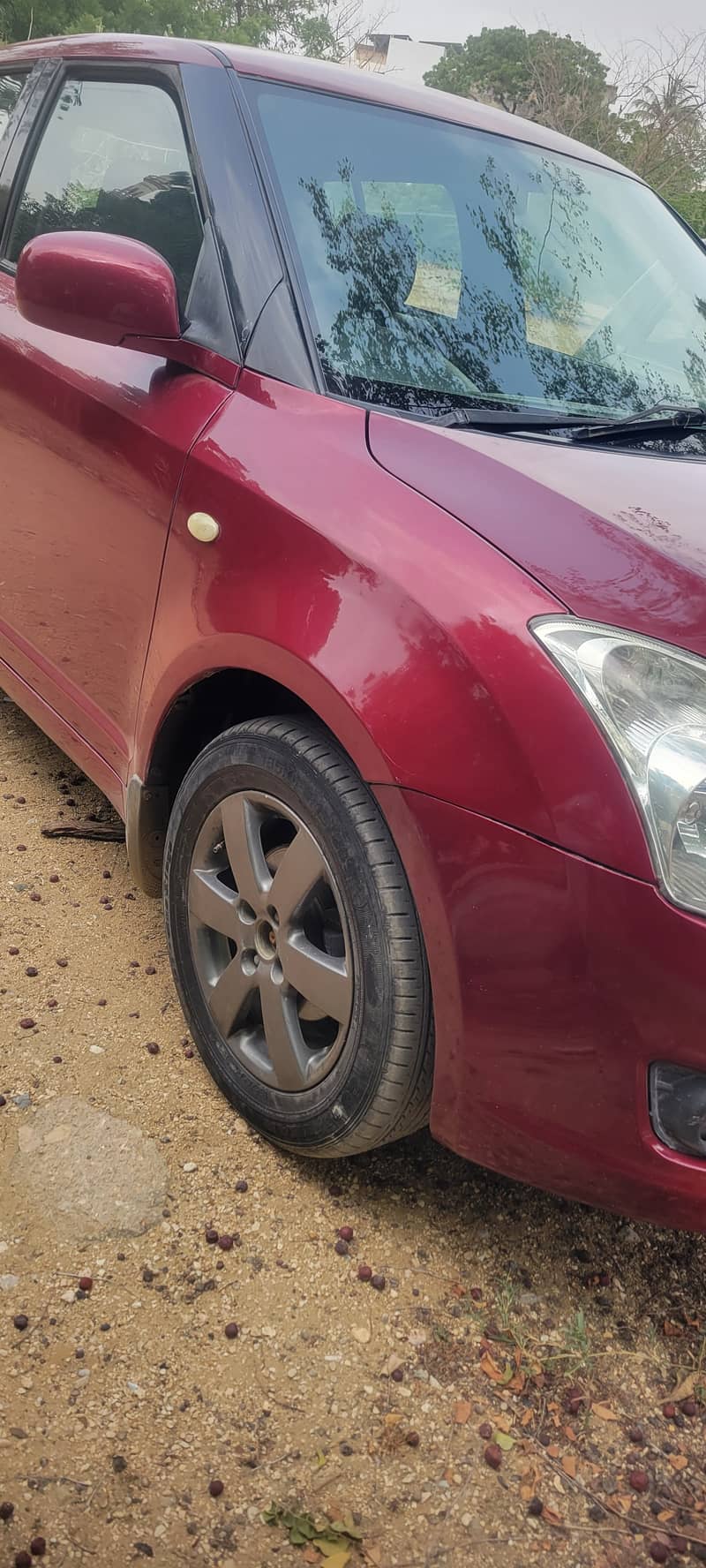 Swift 2011 Red 5