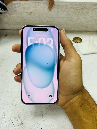 Apple iPhone 15