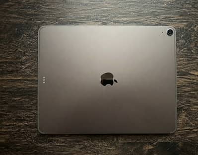 iPad Air 13-inch (M4) 256GB | 100% Battery health