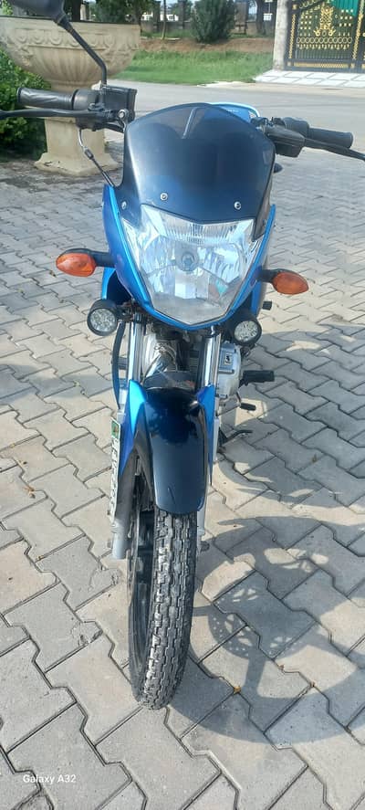 YBR 125 2016