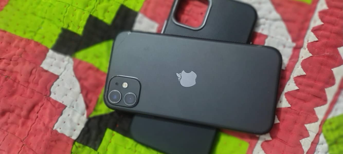 Apple iPhone 11 8