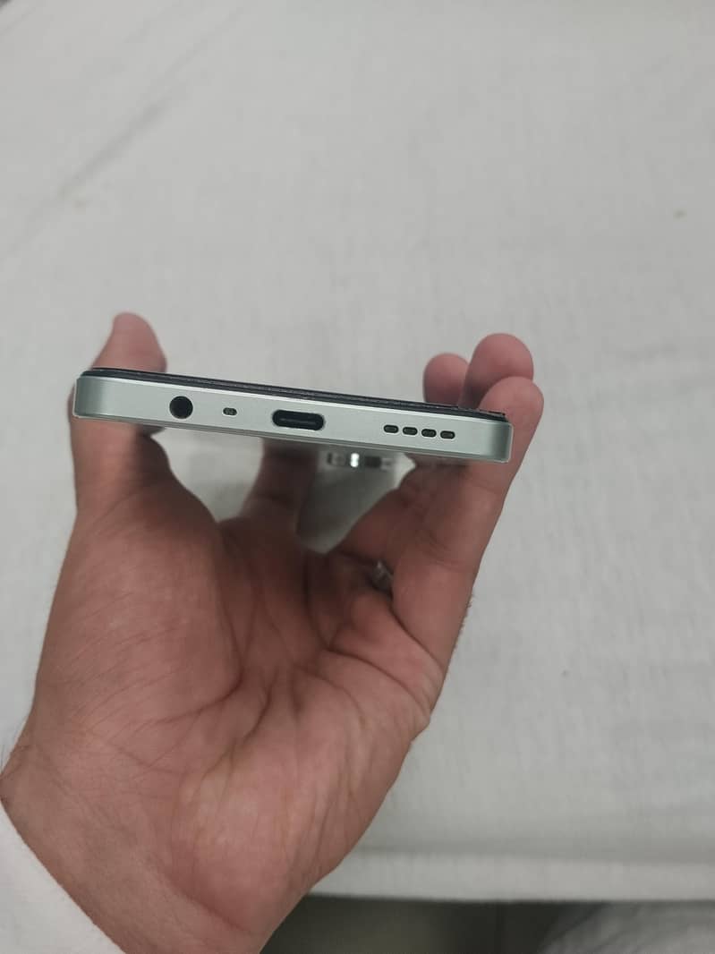 Realme Note 60x 3