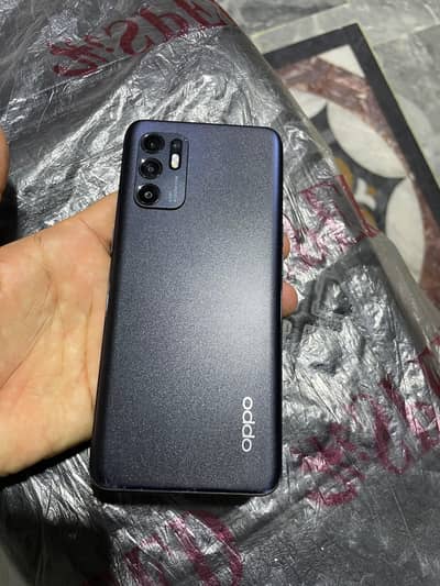 OPPO Reno