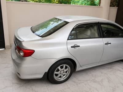 Toyota Corolla GLI 2011