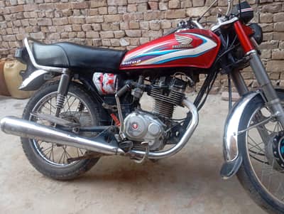 Honda 125 bilkul jeniun condition