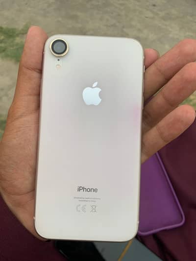 Apple iPhone XR