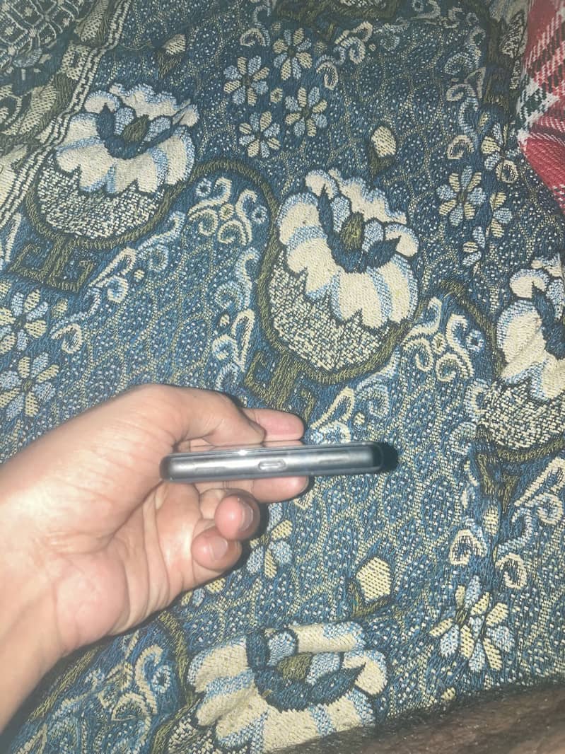 Google Pixel 6a 4