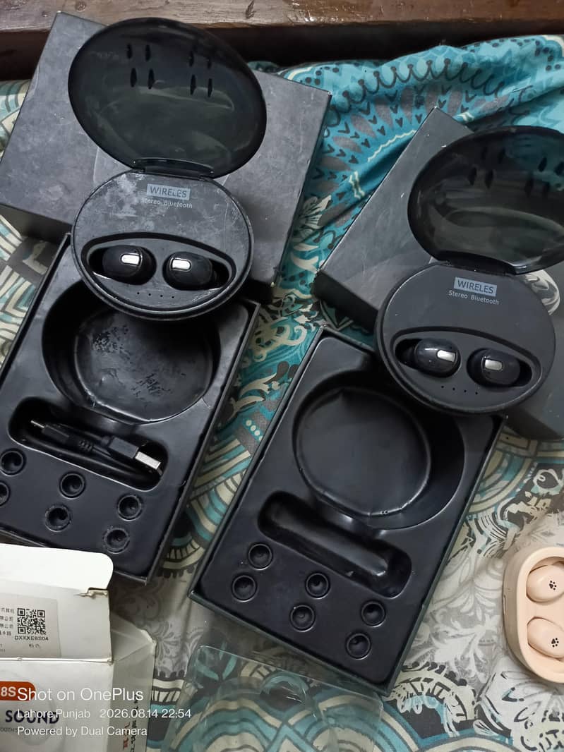wireless earbuds 4
