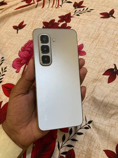Infinix Hot 50 Pro 10by10 8+8 ram 128rom complete box 03057899111Whats