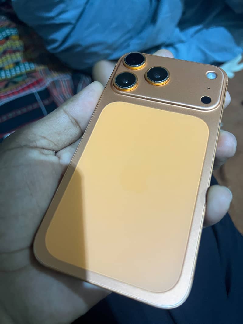 Apple iPhone X 4