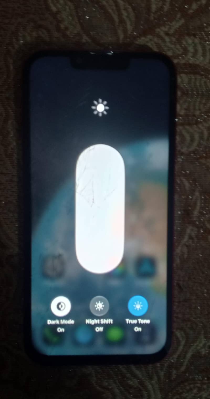 Apple iPhone 13 2