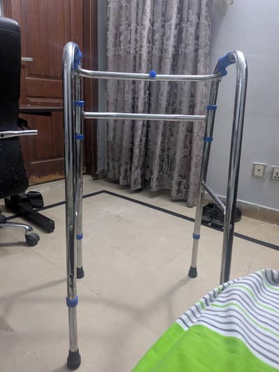 Adjustable Foldable Medical Walker – Excellent Condition