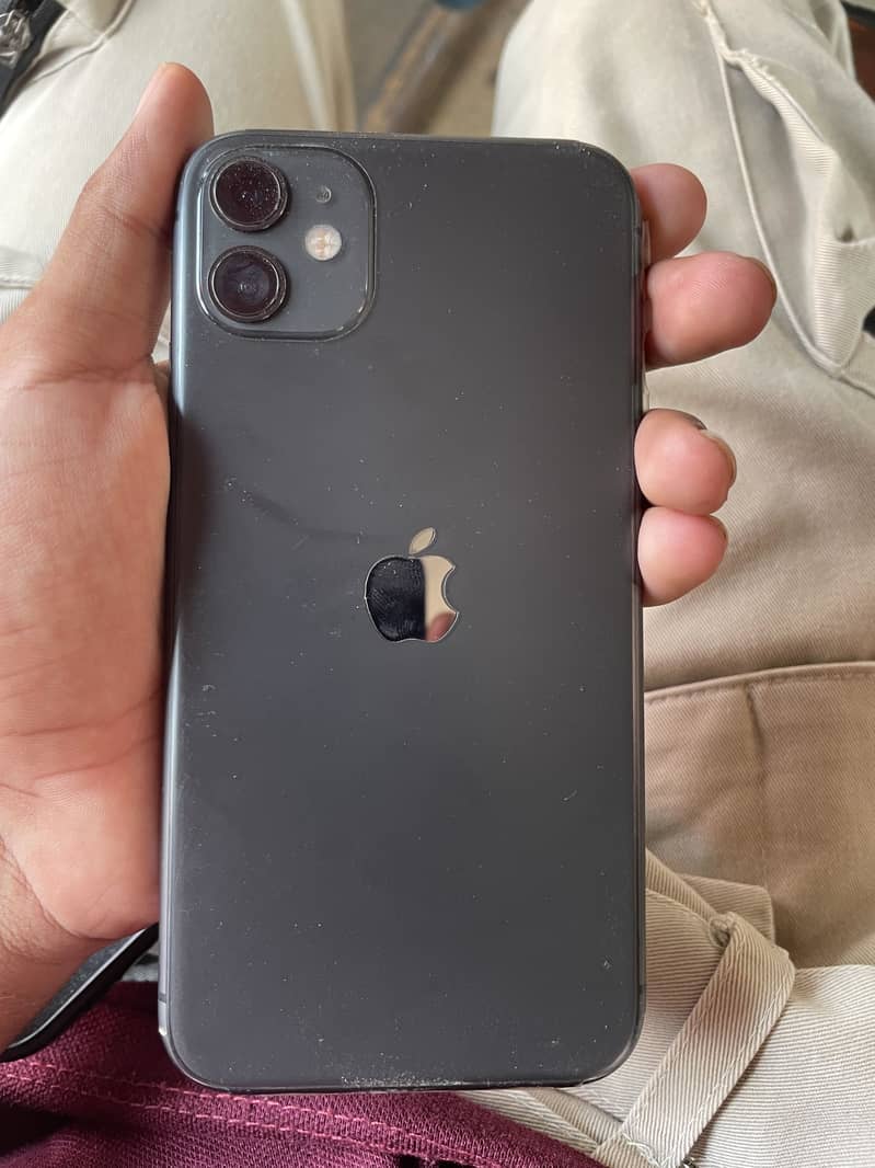 Apple iPhone 11 3