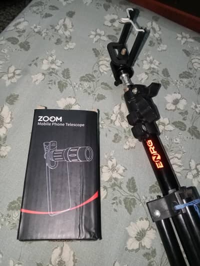 Apexel 18×25 Mobile Zooming Lens With Tripod