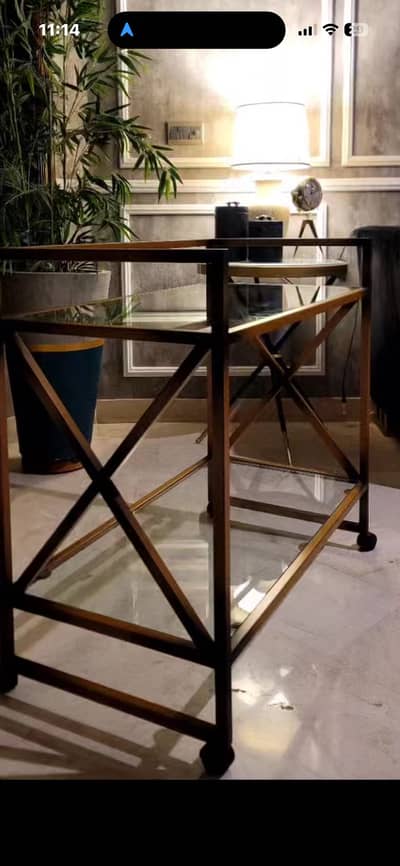Tea trolley