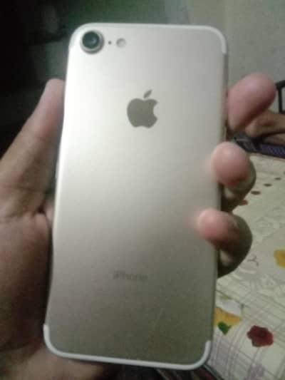 Apple iPhone 7