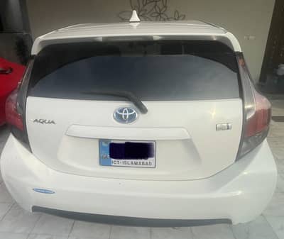 Toyota Aqua 2013