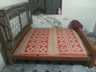 Bridal Bed”  use mein hai lekin achcha hai