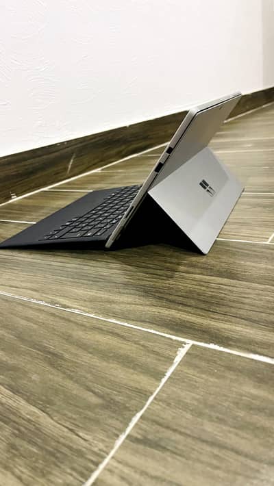 Microsoft Surface Pro 7 | Core i5 10th Gen | 8GB RAM | 256GB SSD
