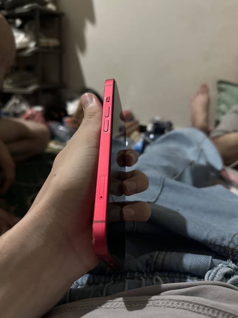 iPhone 14 1