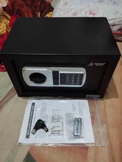 intelligent electronic safe ( locker)