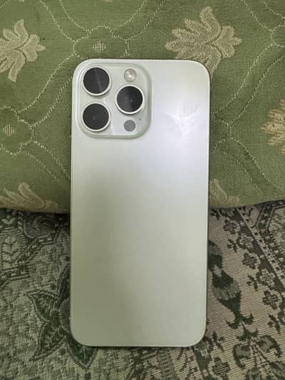 iPhone 15 Pro Max FU