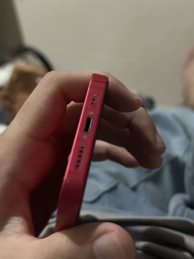 iPhone 14 2