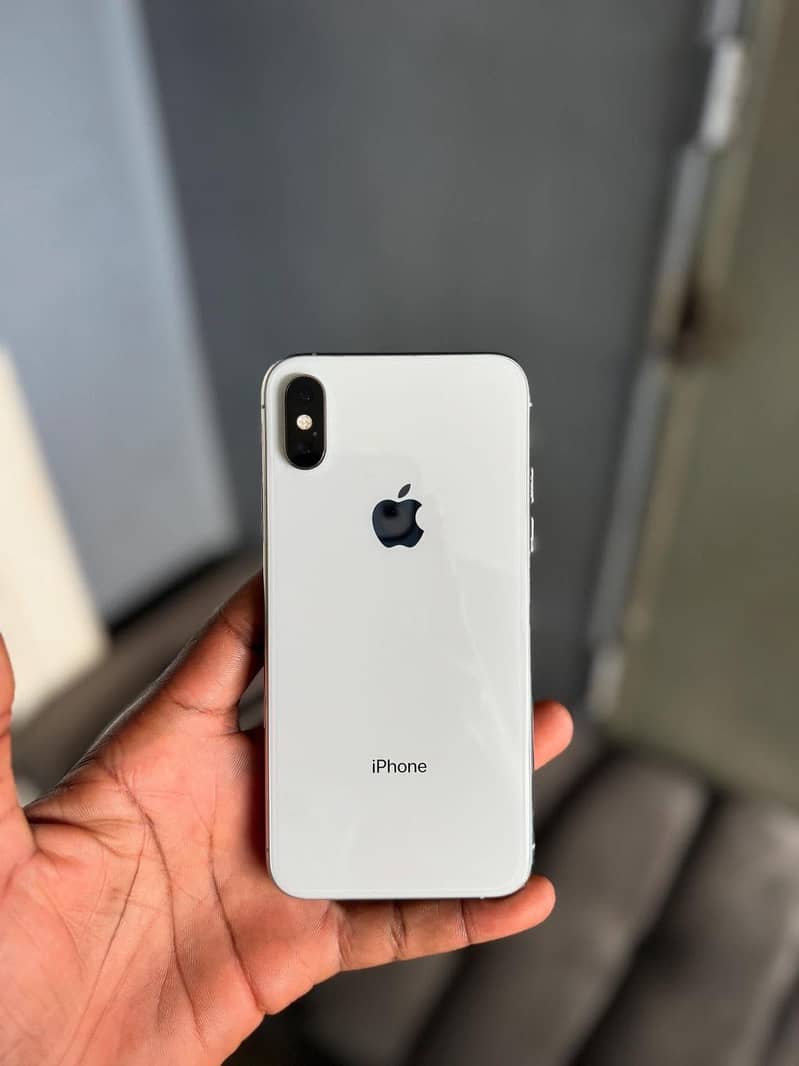 Apple iPhone X 1