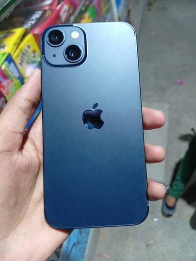 Apple iPhone 13
