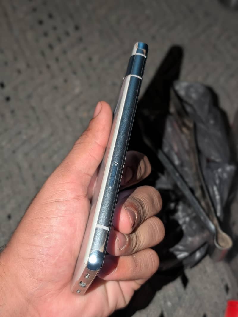 Google Pixel 7a 1