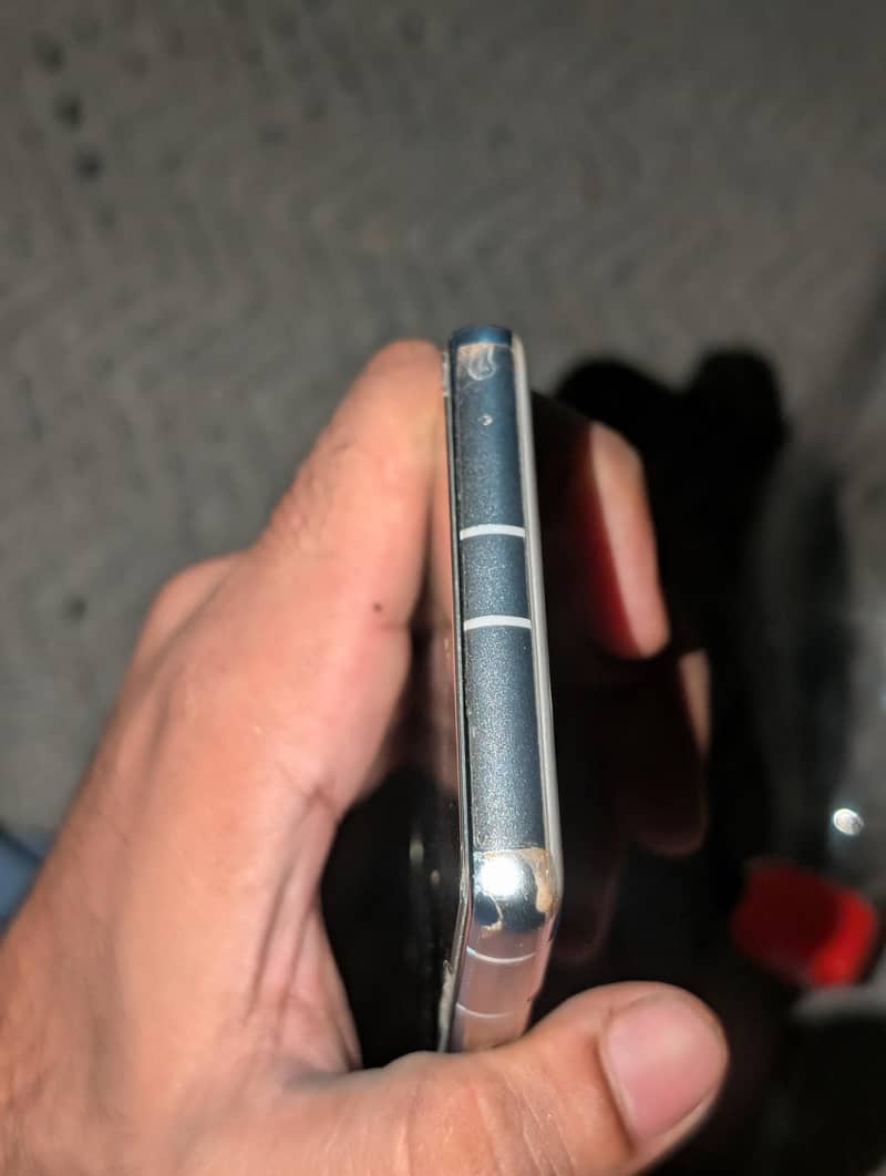 Google Pixel 7a 3