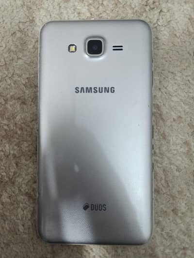 Samsung Mobile J7 Core