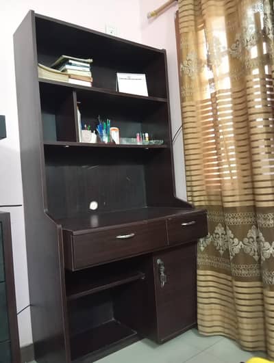 Study Table / Computer Table with Bookshelf – Excellent Condition