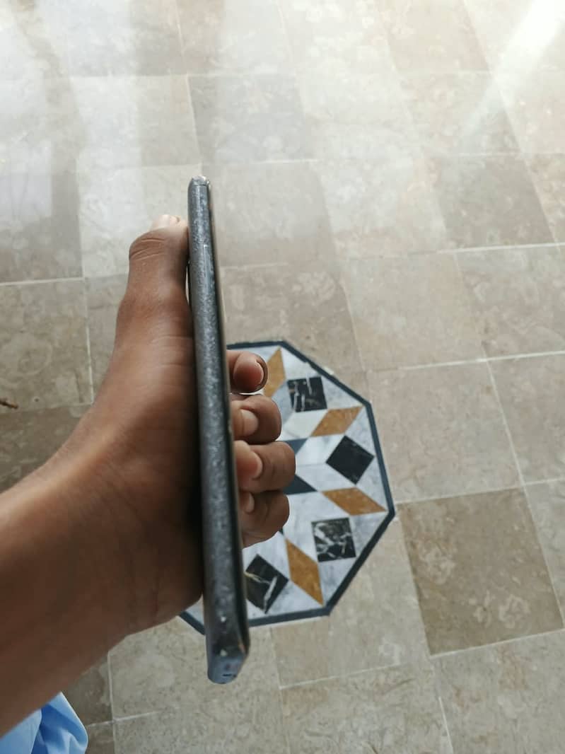 One Plus 7 Pro 1