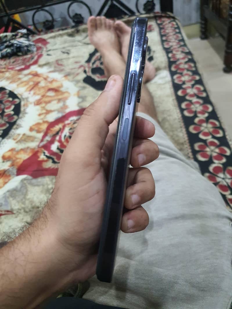 Infinix Note 30 5