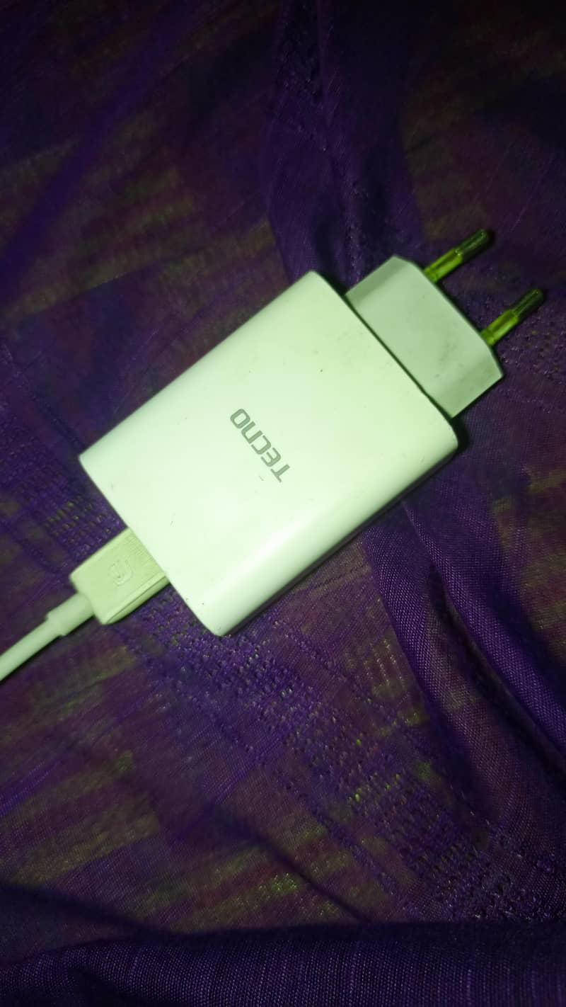 Tecno CAMON 20 8