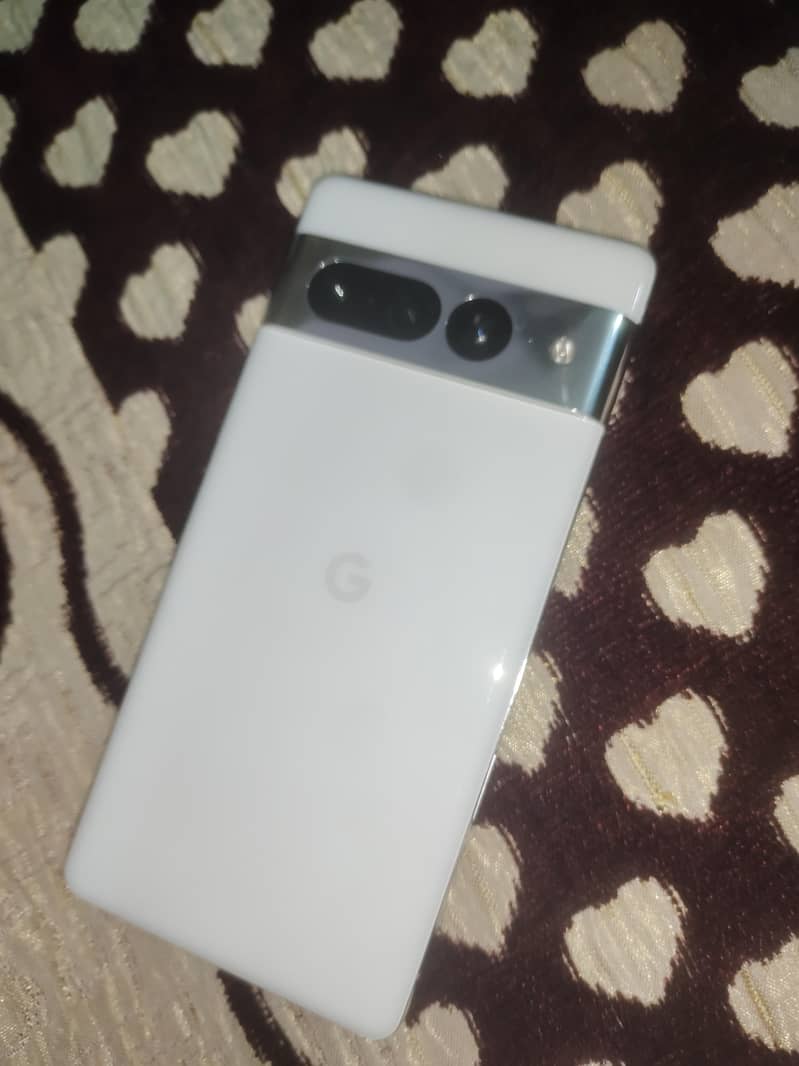 Google Pixel 7 Pro 2
