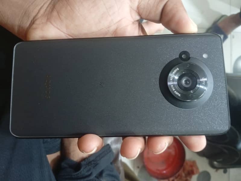 Sharp Aquos R7 2